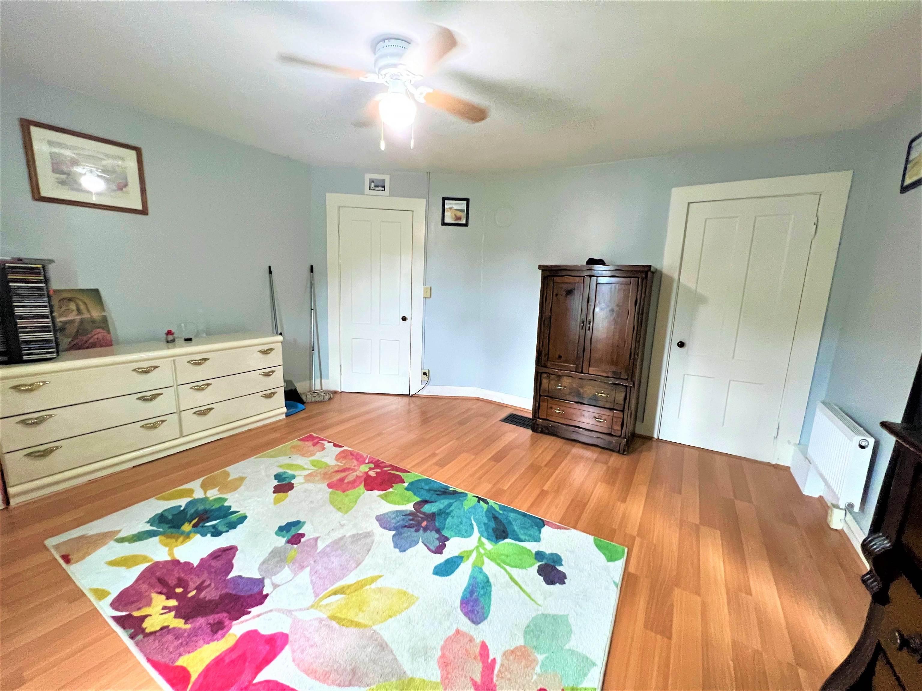 73 Maple Street Chester, VT 05143 - Photo 20 of 26 Gallery Image 20