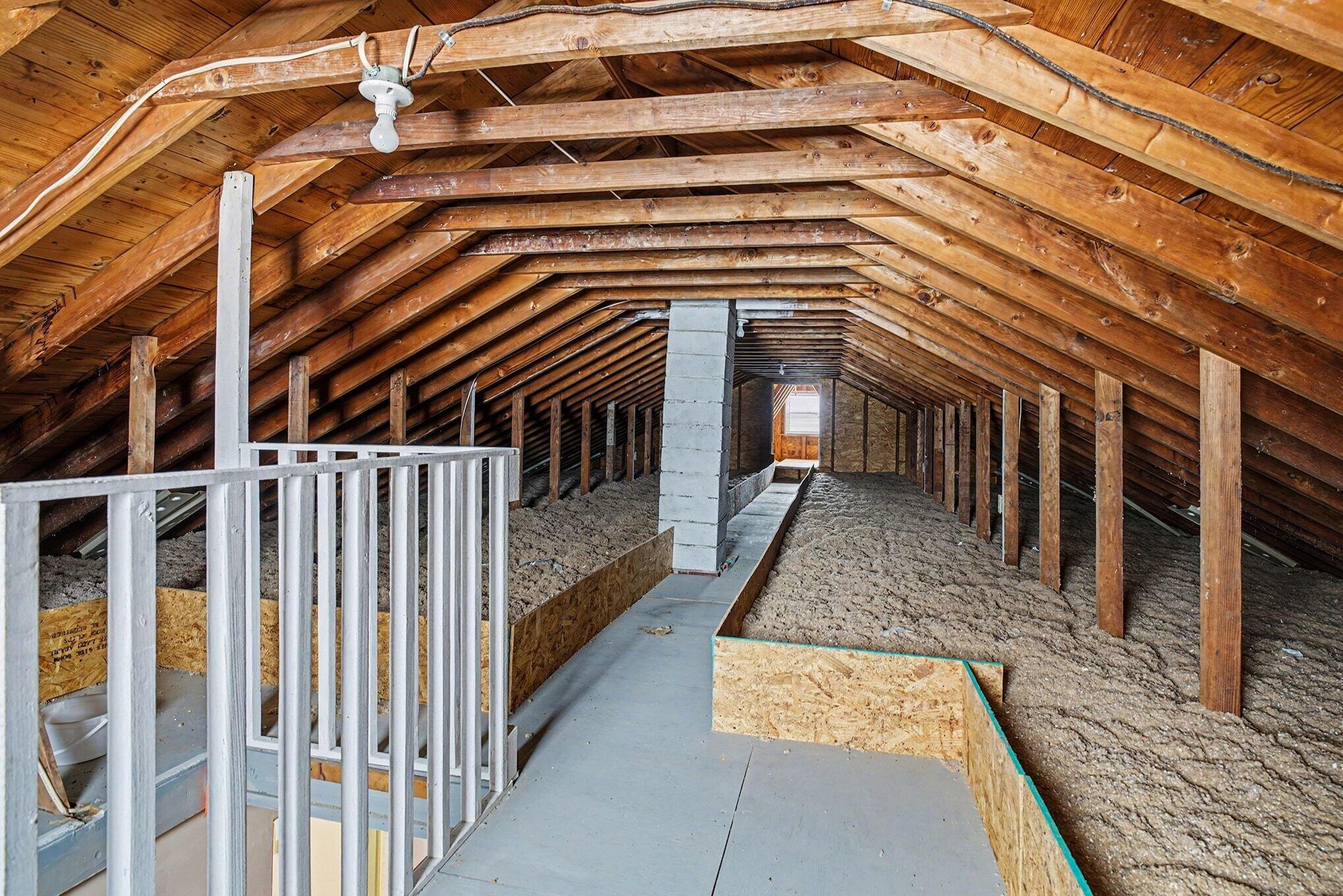 5494 Old Pipestone Road Eau Claire, MI 49111 - Photo 16 of 35 019_file_7731