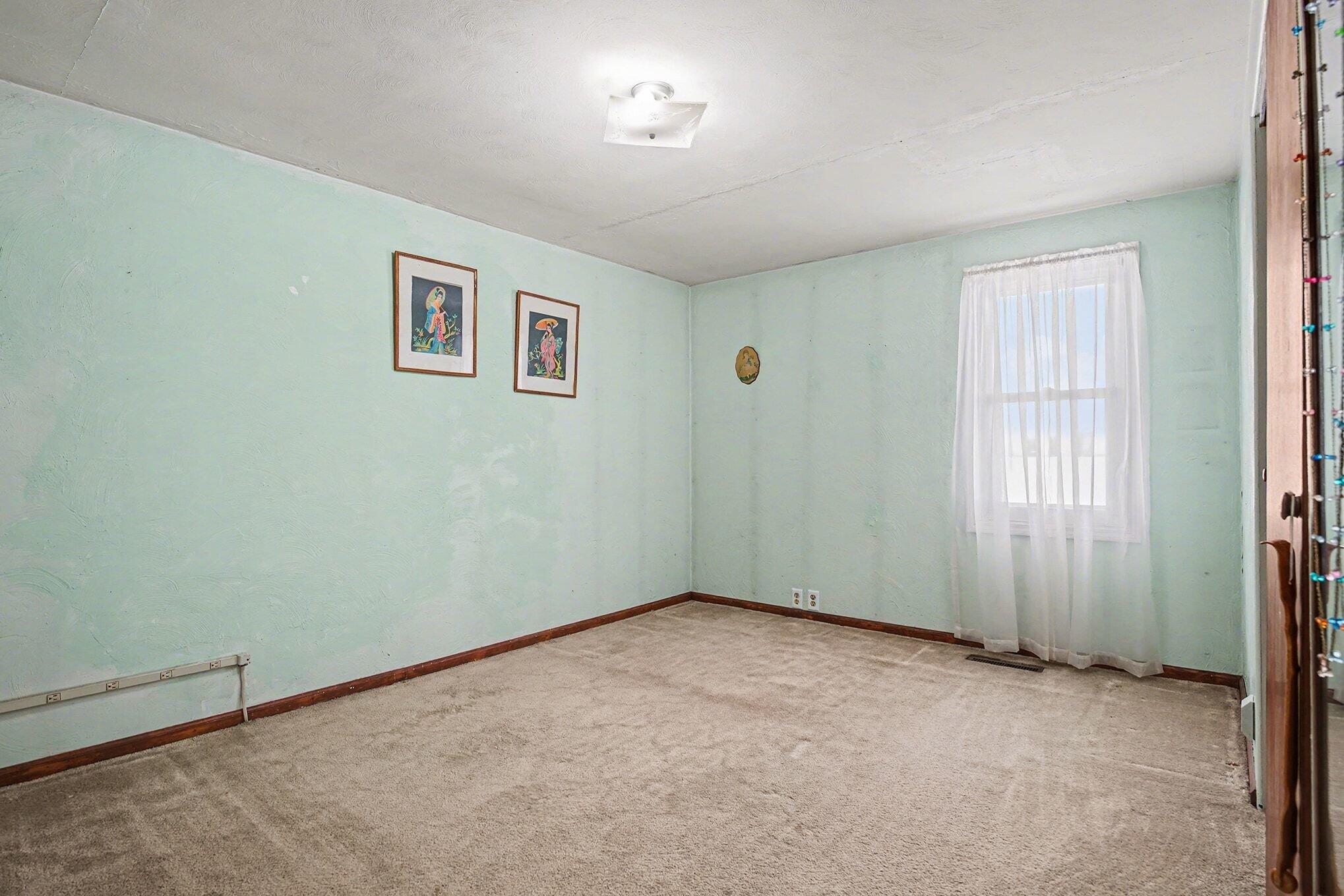 5494 Old Pipestone Road Eau Claire, MI 49111 - Photo 19 of 35 015_file_7372