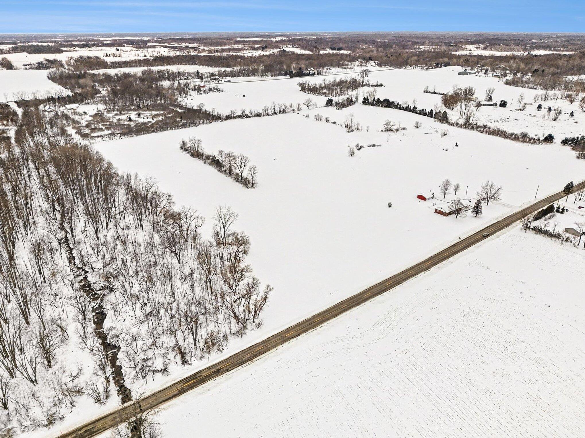 5494 Old Pipestone Road Eau Claire, MI 49111 - Photo 33 of 35 028_file_6088