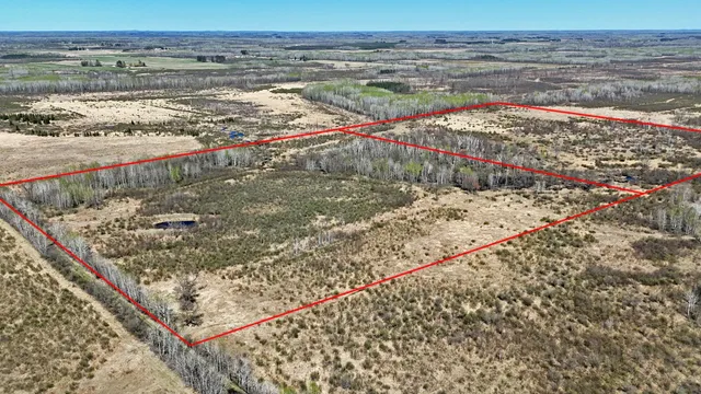 $60,000 | 19 County Road 19, Kettle River, MN 55757