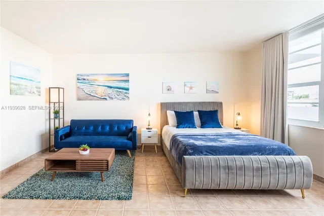 $3,600 | 100 Lincoln Road, Unit 431, Miami Beach, FL 33139