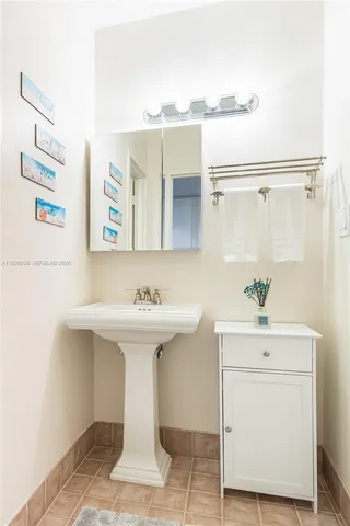 $3,600 | 100 Lincoln Road, Unit 431, Miami Beach, FL 33139