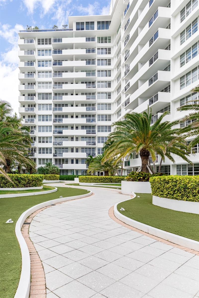 100 Lincoln Road, Unit 431 Miami Beach, FL 33139 - Photo 26 of 34 a view of building with outdoor space