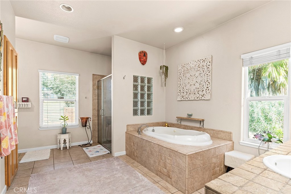 2262 Honey Run Road Chico, CA 95928 - Photo 18 of 74