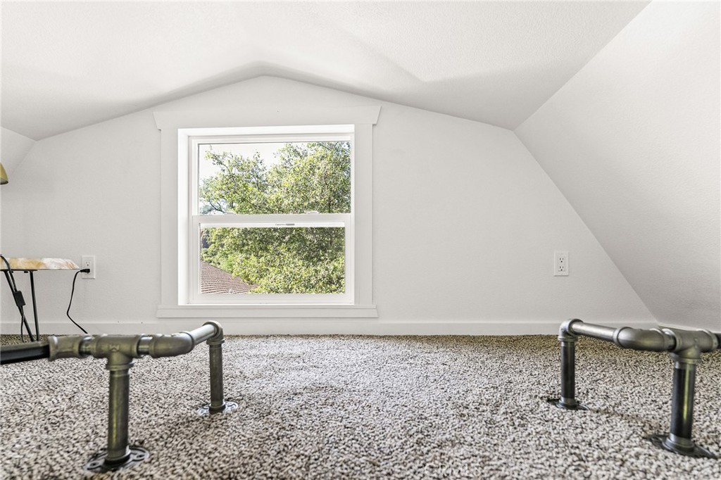 2262 Honey Run Road Chico, CA 95928 - Photo 34 of 74 Loft on studio