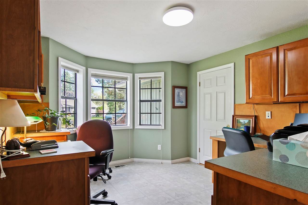 3706 South Woodruff Road Spokane Valley, WA 99206 - Photo 10 of 25 Gallery Image 10