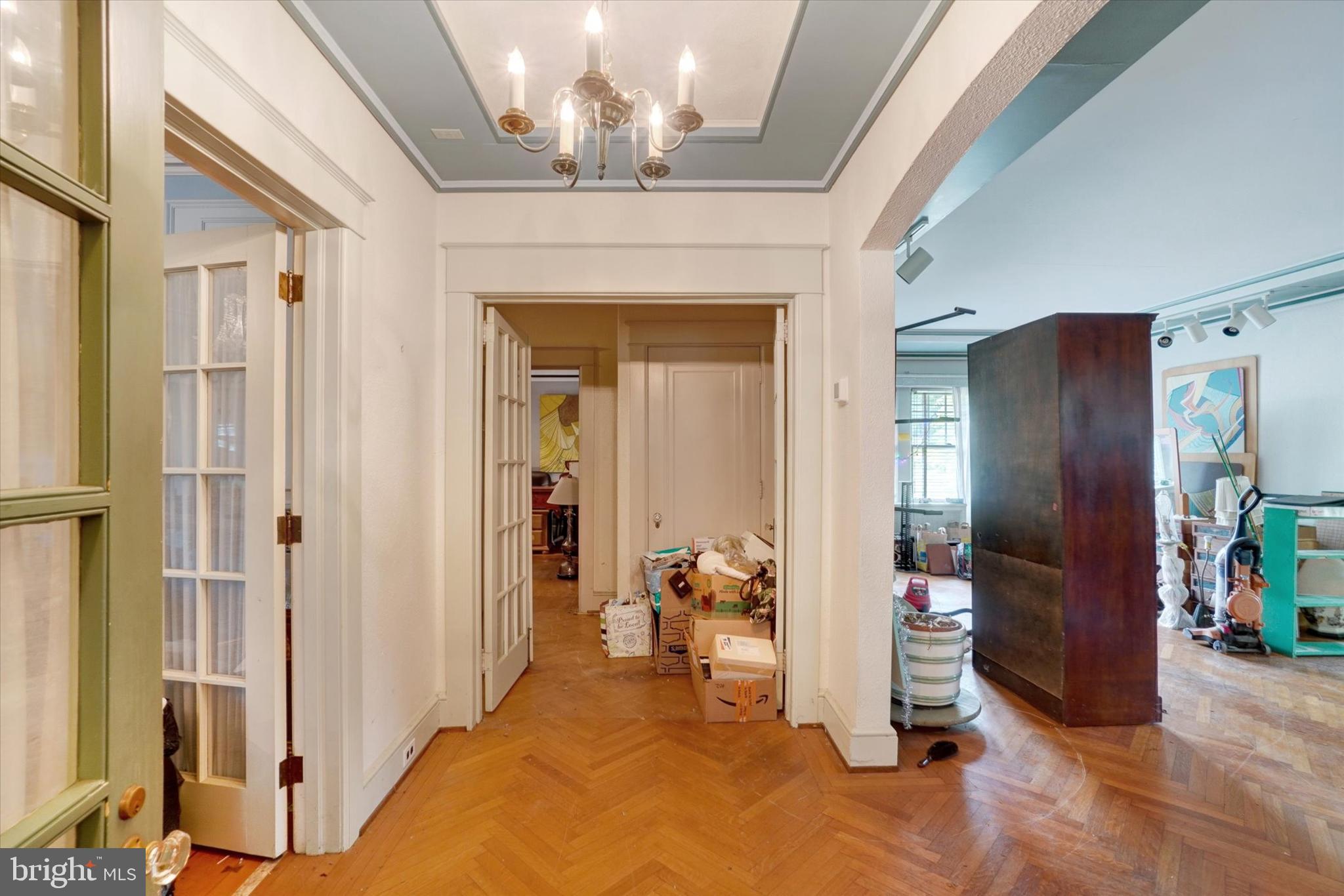 100 Springdale Road York, PA 17403 - Photo 3 of 26 Gallery Image 3