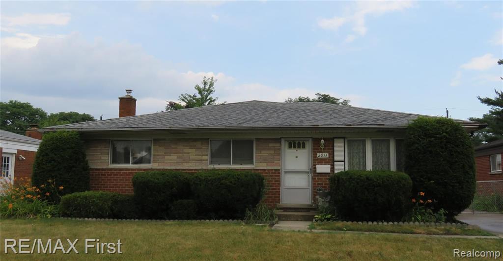 2011 Common Road Warren, MI 48092 - Photo 1 of 17