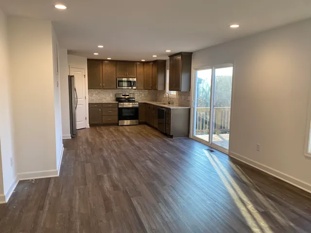 $2,500 | 1014 Middlebrook Avenue, Staunton, VA 24401