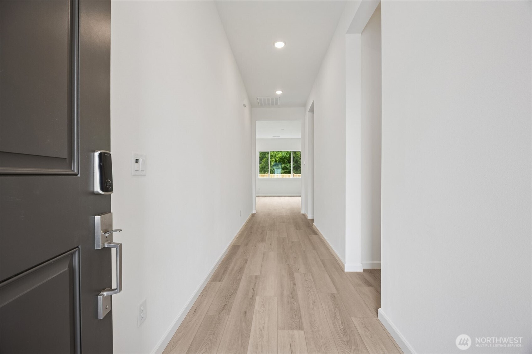 959 Lucas Avenue, Unit 15 Buckley, WA 98321 - Photo 2 of 37