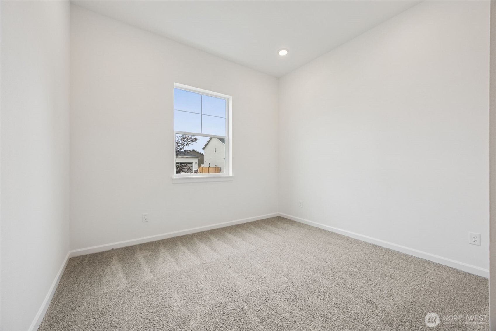 959 Lucas Avenue, Unit 15 Buckley, WA 98321 - Photo 7 of 37