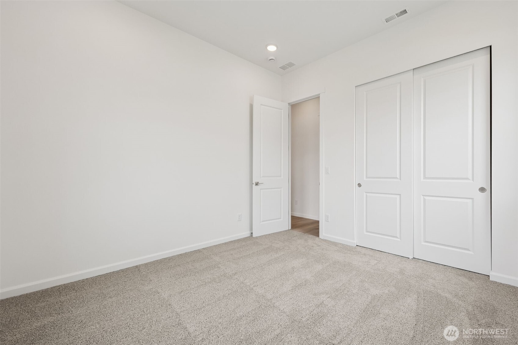 959 Lucas Avenue, Unit 15 Buckley, WA 98321 - Photo 10 of 37