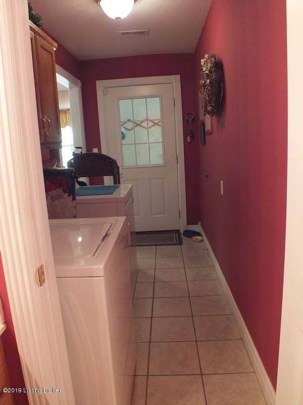 170 Adena Ridge Road Leitchfield, KY 42754 - Photo 18 of 52 170 Adena Ridge171