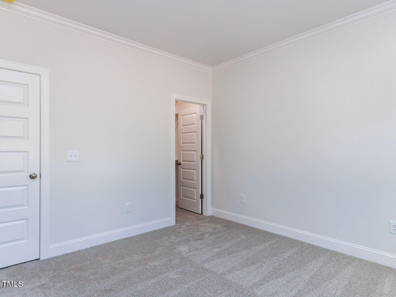 6044 Scalybark Road Durham, NC 27712 - Photo 23 of 32 029-1280x960-bedroom