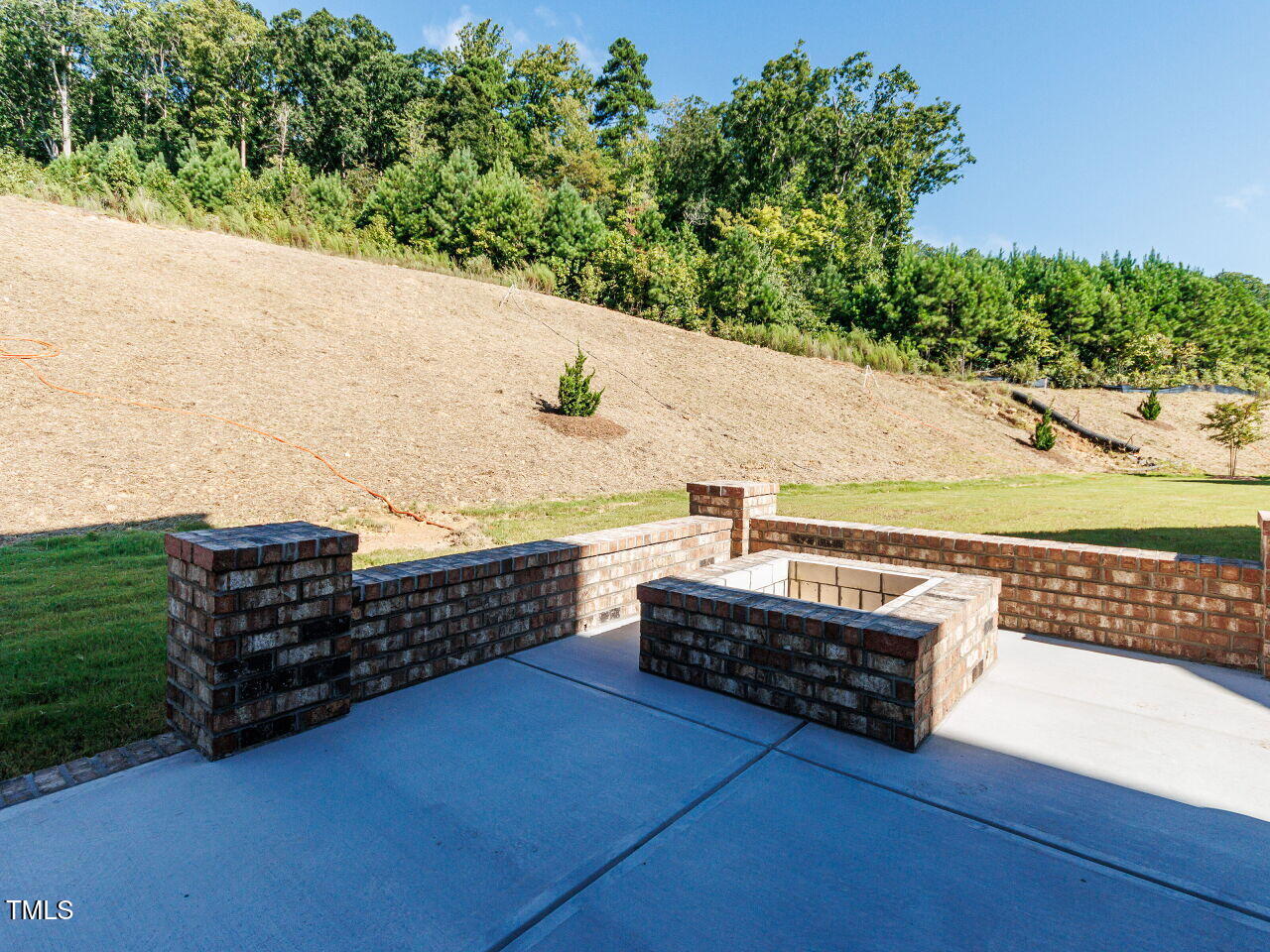 6044 Scalybark Road Durham, NC 27712 - Photo 30 of 32 037-1280x960-firepit