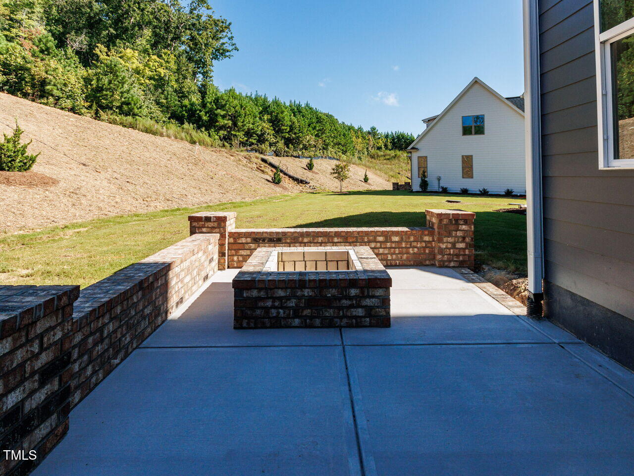 6044 Scalybark Road Durham, NC 27712 - Photo 31 of 32 038-1280x960-firepit