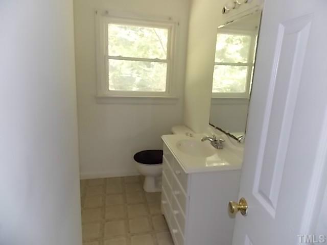 768 Ranch Road Clayton, NC 27520 - Photo 8 of 12 Gallery Image 8