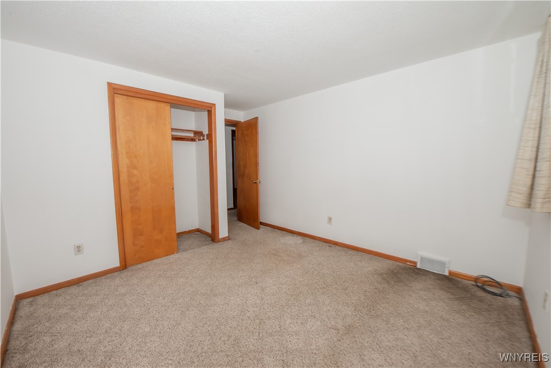 680 Dick Road Cheektowaga, NY 14225 - Photo 11 of 31