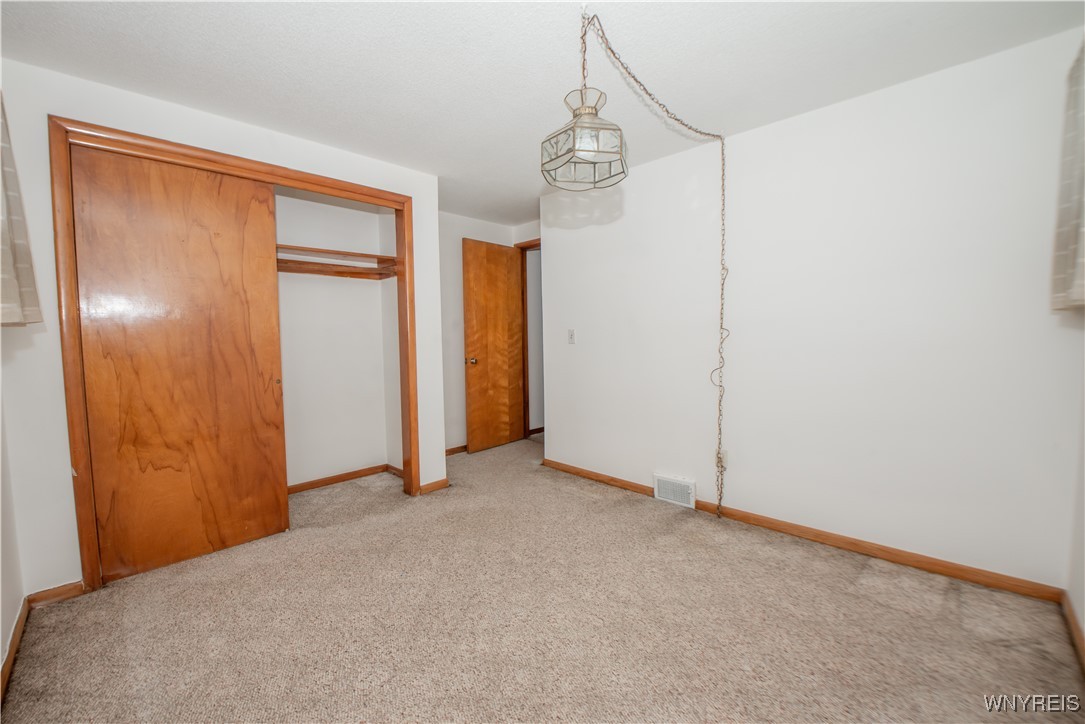 680 Dick Road Cheektowaga, NY 14225 - Photo 12 of 31