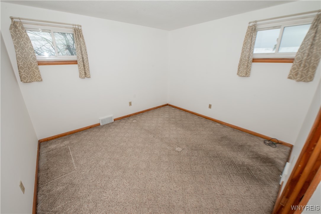 680 Dick Road Cheektowaga, NY 14225 - Photo 16 of 31