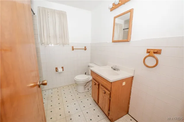 $289,900 | 680 Dick Road, Cheektowaga, NY 14225