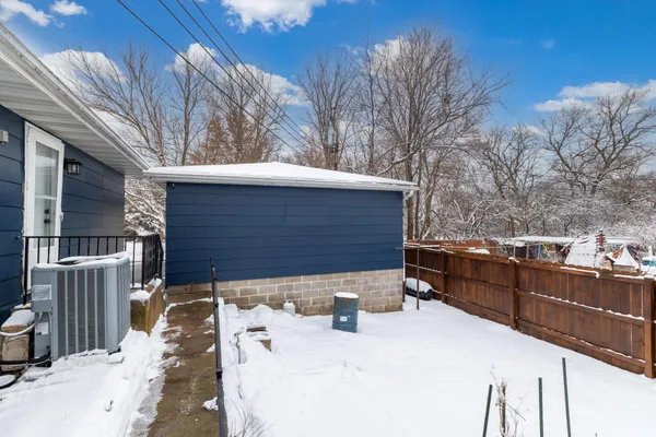 $364,900 | 1121 Pearl Street, Prescott, WI 54021