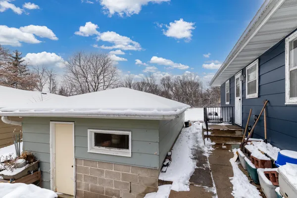 $364,900 | 1121 Pearl Street, Prescott, WI 54021