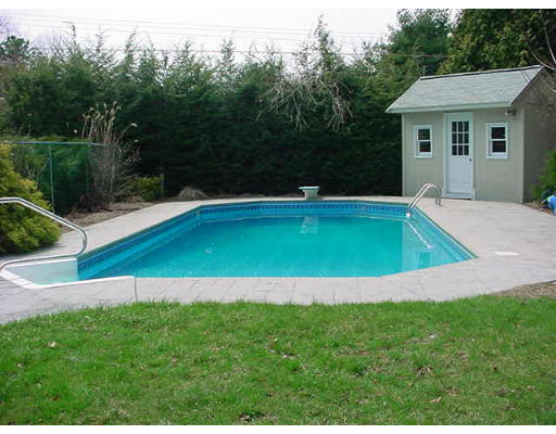 7 Jodie Road Framingham, MA 01702 - Photo 4 of 10 Gallery Image 4