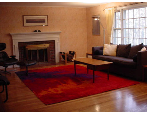 7 Jodie Road Framingham, MA 01702 - Photo 5 of 10 Gallery Image 5