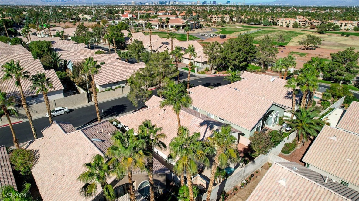 2134 Eaglepath Circle Henderson, NV 89074 - Photo 30 of 39 COMMUNITY WALKING PATHS / GREEN BELTS
