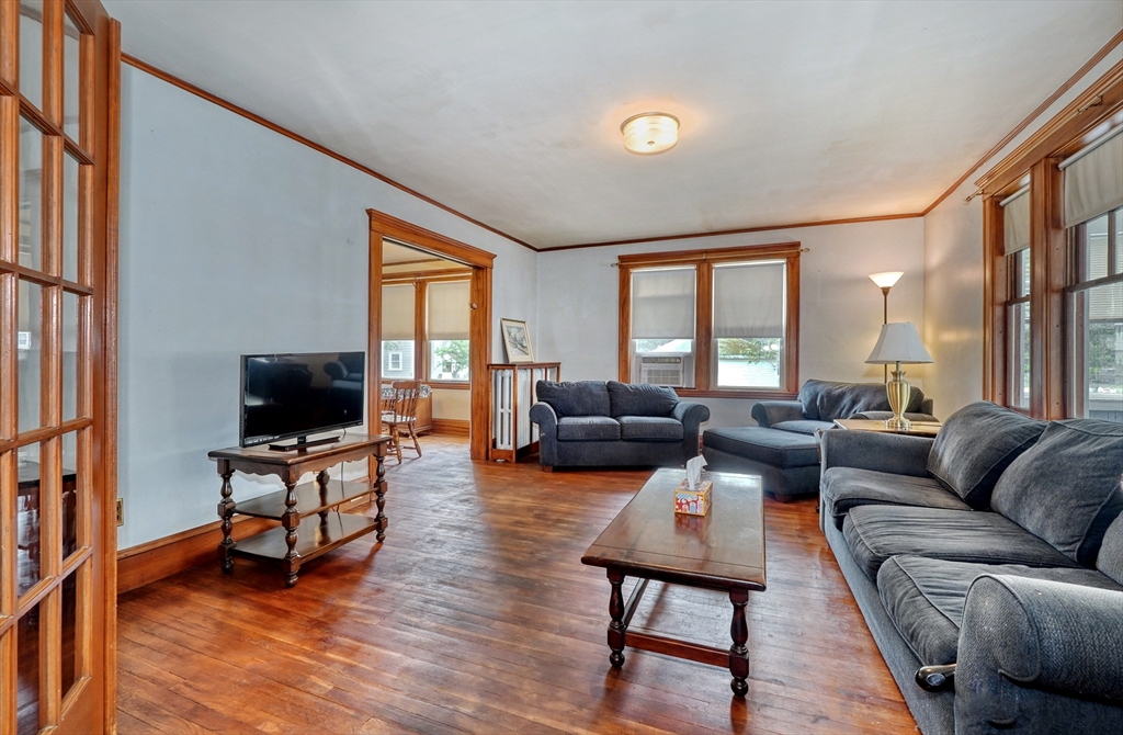 19 Hillside Road Dedham, MA 02026 - Photo 6 of 41 Gallery Image 6