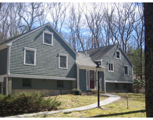 28 Indian Ridge Road Natick, MA 01760 - Photo 1 of 11 Gallery Image 1