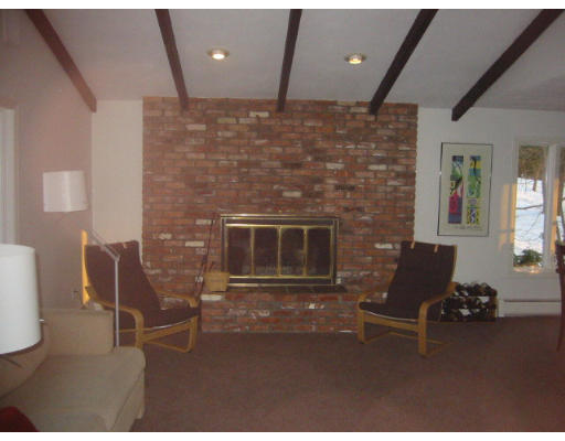 28 Indian Ridge Road Natick, MA 01760 - Photo 4 of 11 Gallery Image 4