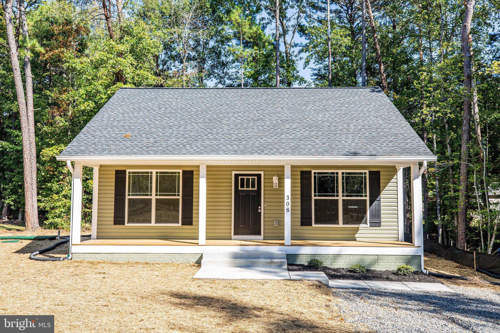 211 Forest Grove Road Colonial Beach, VA 22443 - Photo 1 of 41 Gallery Image 1