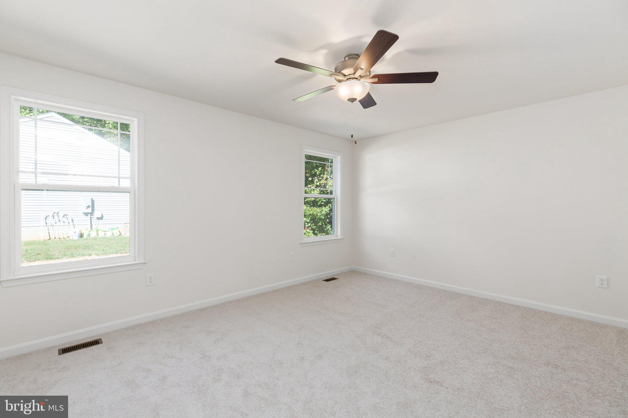 211 Forest Grove Road Colonial Beach, VA 22443 - Photo 12 of 41 Gallery Image 12