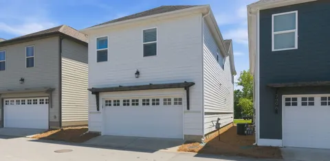 $500,000 | 7394 Old Harding Pike, Nashville, TN 37221