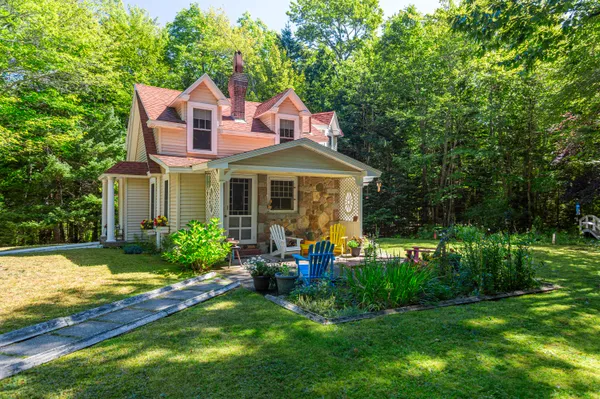 $625,000 | 102 Degregoire Park, Unit 2, Bar Harbor, ME 04609