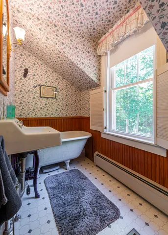 $625,000 | 102 Degregoire Park, Unit 2, Bar Harbor, ME 04609