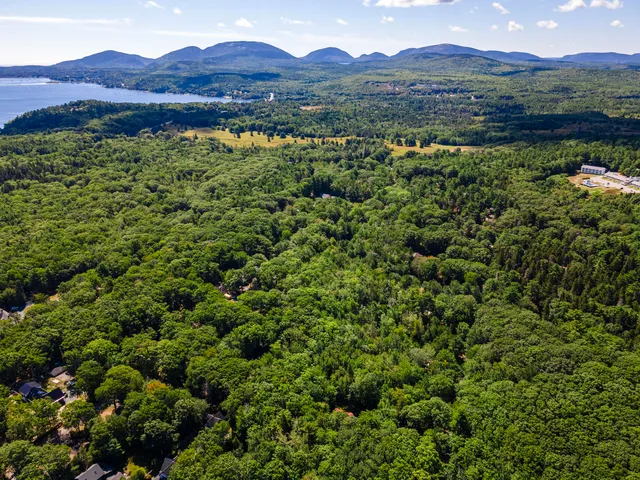 $625,000 | 102 Degregoire Park, Unit 2, Bar Harbor, ME 04609