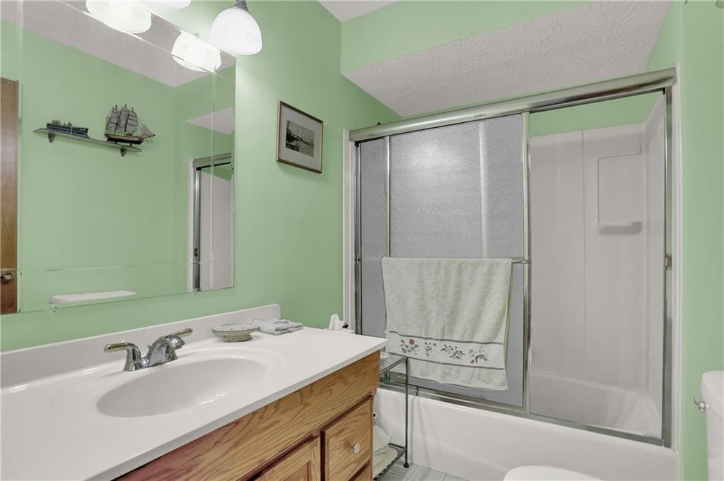 621 Braugham Road Indianapolis, IN 46227 - Photo 19 of 28 Gallery Image 19