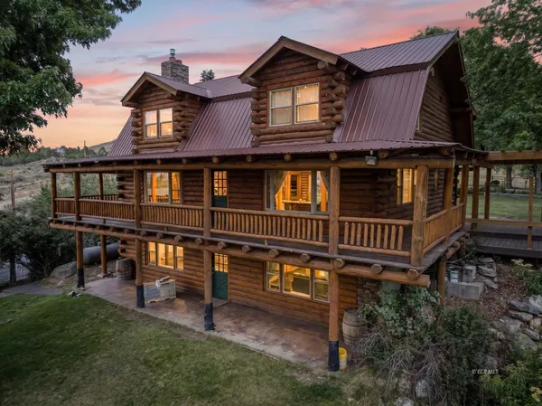 $1,900,000 | 1 Mountain View Camp Road, Lamoille, NV 89828
