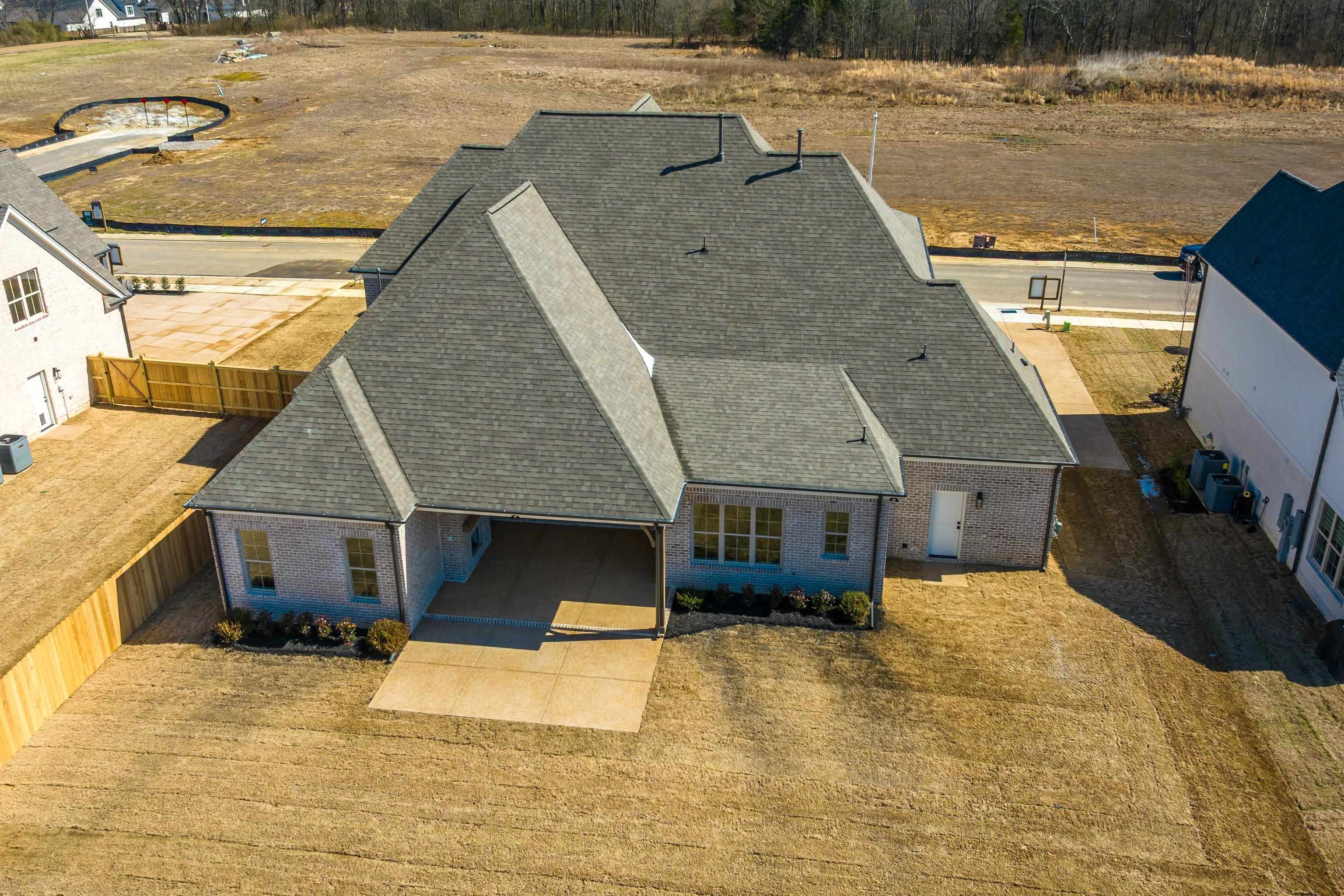 1207 Pipit Drive Collierville, TN 38017 - Photo 31 of 35 a view of a house with pool