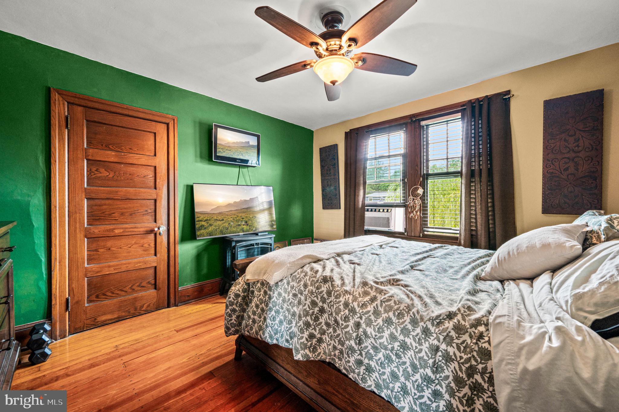 3 Township Line Road Elkins Park, PA 19027 - Photo 27 of 40 Charming bedroom with vibrant accents.