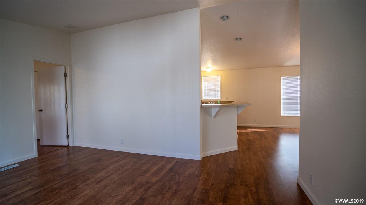 3100 Turner Road Southeast, Unit 430 Salem, OR 97302 - Photo 6 of 29 Gallery Image 6