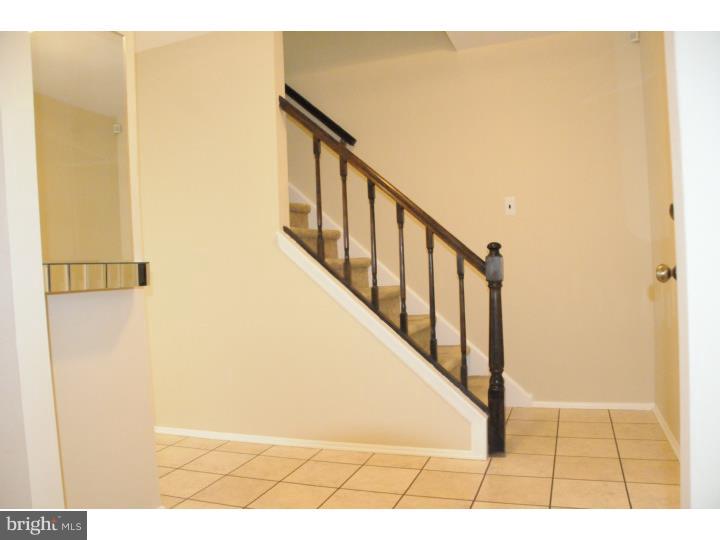 1443 Overlook Road Yardley, PA 19067 - Photo 2 of 16 Foyer