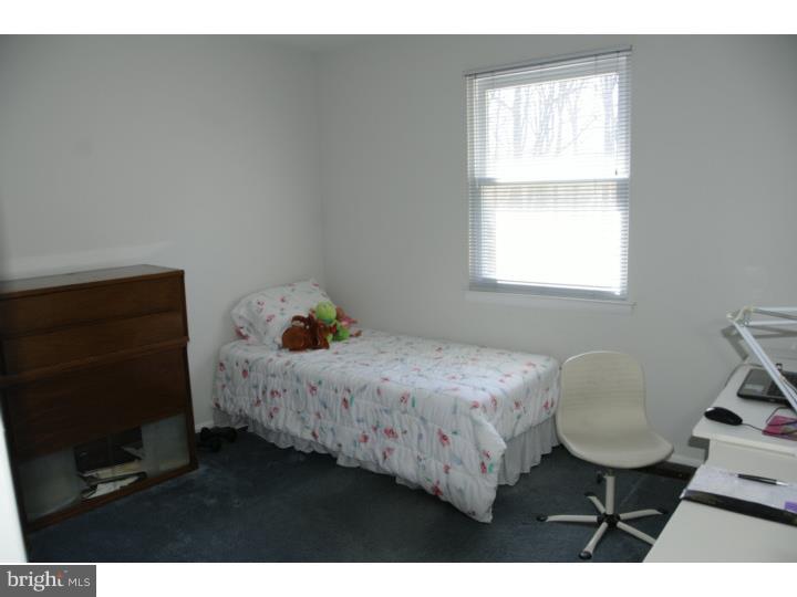 1443 Overlook Road Yardley, PA 19067 - Photo 12 of 16 Bedroom 3