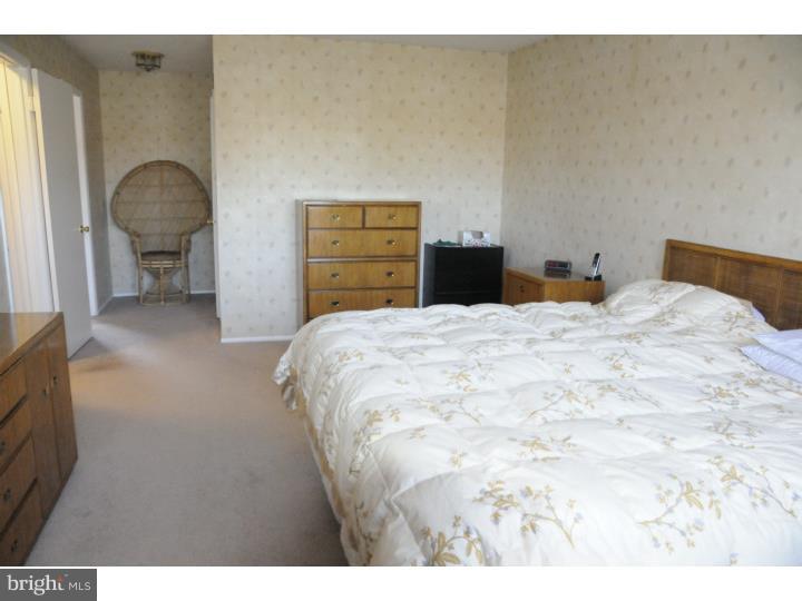 1443 Overlook Road Yardley, PA 19067 - Photo 10 of 16 Bedroom - Main