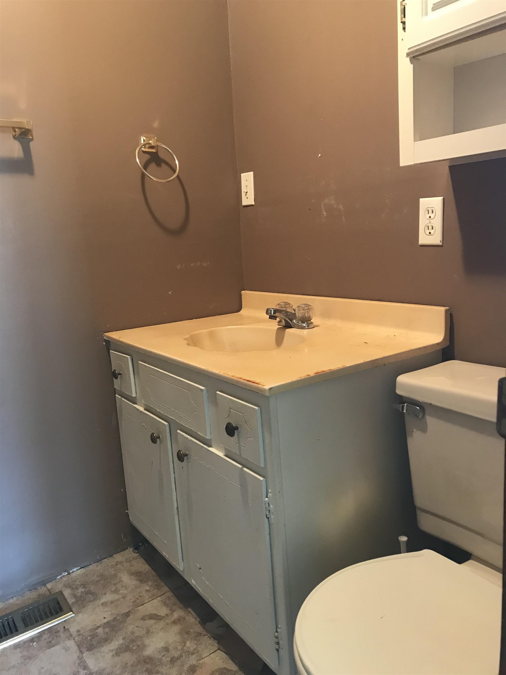 184 Old Soldier Road Olive Hill, KY 41164 - Photo 5 of 11