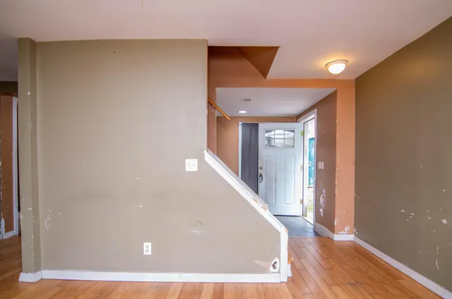 $117,500 | 1 Beaulieu Street, Livermore Falls, ME 04254